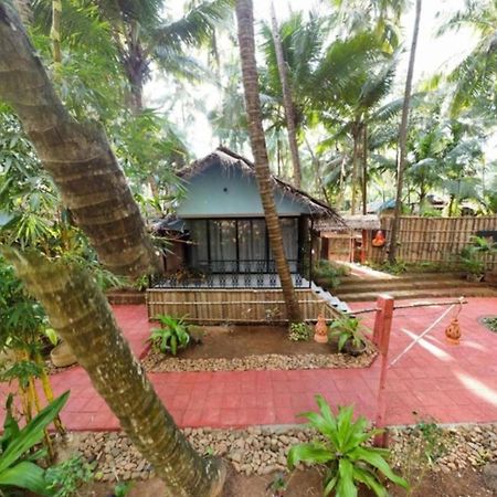 Palm Trees Ayurvedic Heritage Патнэм Экстерьер фото