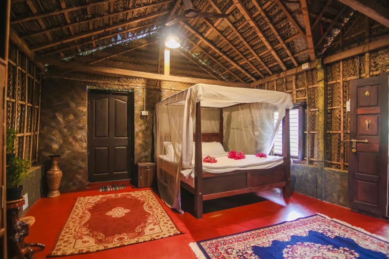 Palm Trees Ayurvedic Heritage Патнэм Экстерьер фото